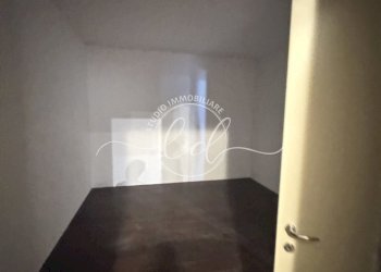 IMG_7001.JPG - Capannone Pietrasanta - foto 9