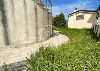 PHOTO-2025-05-19-10-43-59.jpg - Villa Camaiore - foto 11