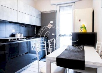 PHOTO-2025-04-16-10-37-55 3.jpg - Quadrilocale Camaiore - foto 22