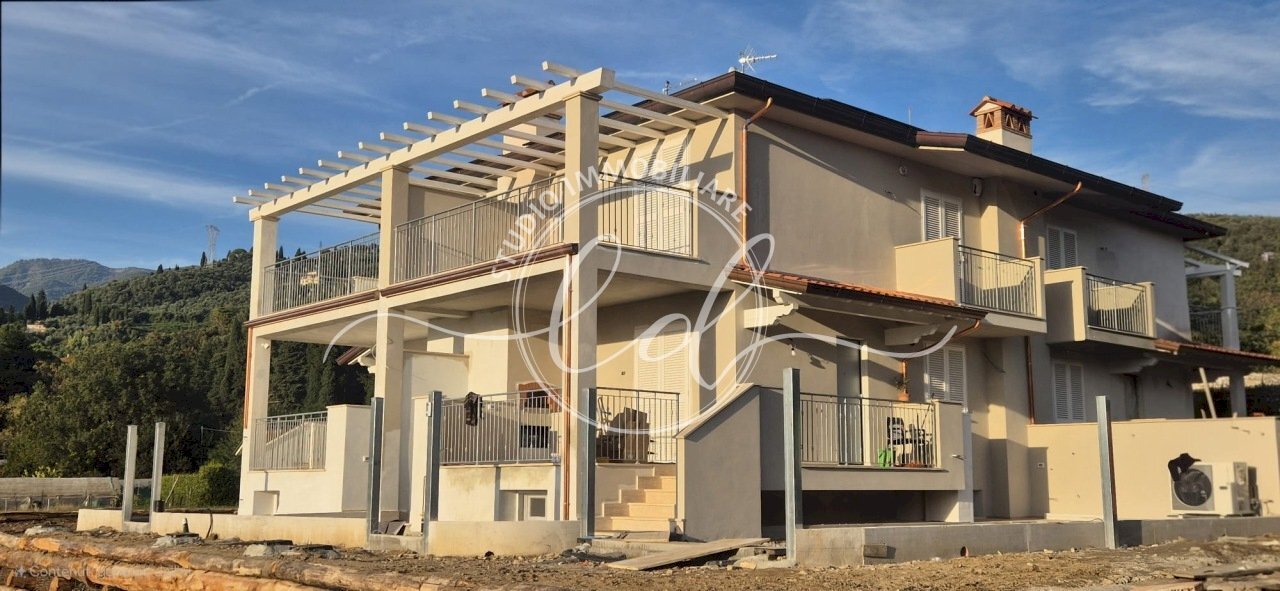 b70614c4-5090-42ec-99e5-66324b8b7572.JPG - Porzione di casa Camaiore - foto 3