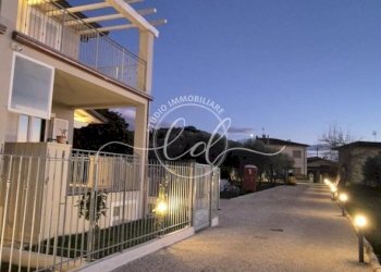 6a149a0b-9940-4006-9eaf-ea97f769eb6e.JPG - Porzione di casa Camaiore - foto 6