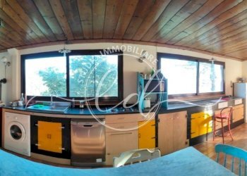 PHOTO-2025-03-06-20-08-37 11.jpg - Casa indipendente Massarosa - foto 17