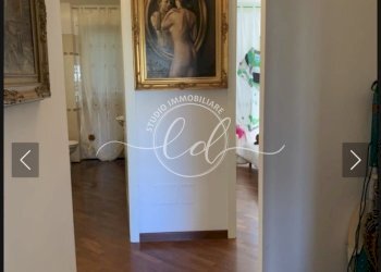 9554dfd7-d0be-4c8f-837f-cc18953507e1.jpg - Quadrilocale Massarosa - foto 1