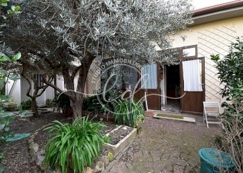 45264_W.jpg - Villa Pietrasanta - foto 3