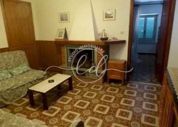 PHOTO-2025-02-15-12-19-40.jpg - Porzione di casa Seravezza - foto 3