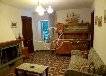 PHOTO-2025-02-15-12-19-40 2.jpg - Porzione di casa Seravezza - foto 6