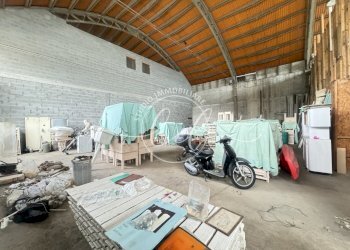 IMG_0613.JPG - Magazzino Pietrasanta - foto 8