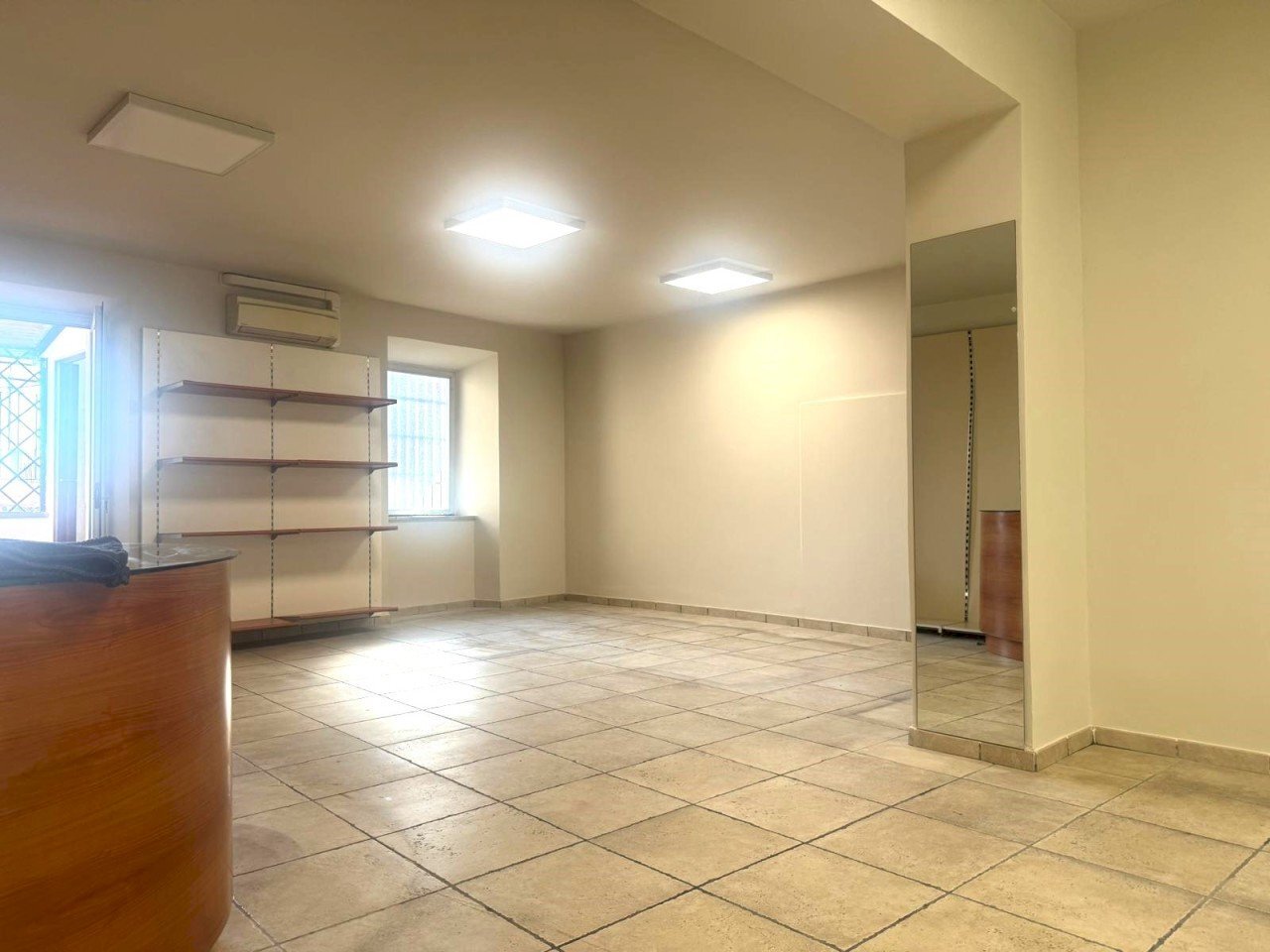 IMG-20250808-WA0014.jpg - Locale Commerciale Via Vittorio Emanuele, Anagni - foto 3