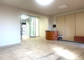 IMG-20250808-WA0022.jpg - Locale Commerciale Via Vittorio Emanuele, Anagni - foto 2