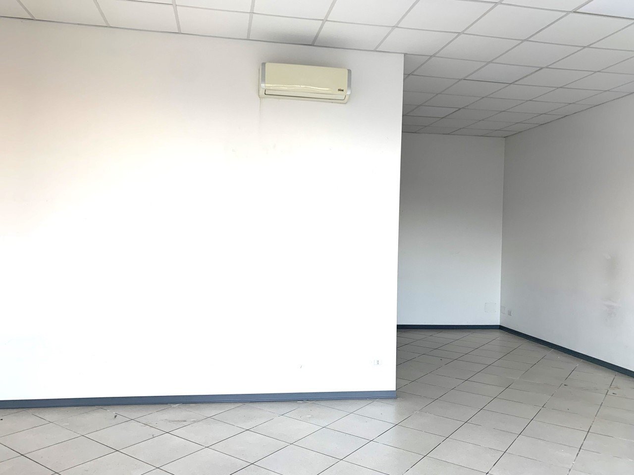 IMG_3310.jpg - Locale Commerciale Via Onorato Capo, Anagni - foto 3