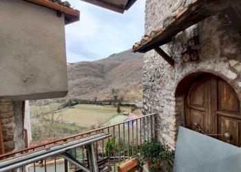 WhatsApp Image 2025-01-20 at 10.23.48 (1).jpeg - Monolocale via montecastello, Percile - foto 1