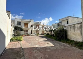 1.jpg - Quadrilocale Melendugno - foto 1