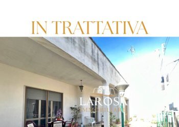 IN TRATTATIVA.png - Villa Vernole - foto 1