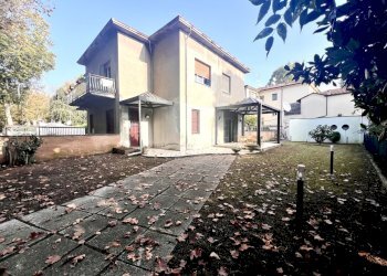 IR - Four-room apartment Viale Trento 38, Cesenatico - photo 2