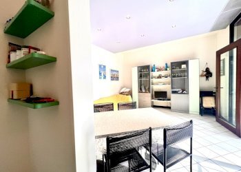 IR - Four-room apartment Viale Trento 38, Cesenatico - photo 17