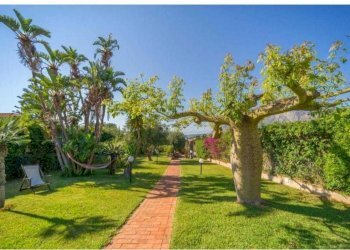 a375ba7f-7b9e-41c9-95f7-93373ba30a6a.jpg - Villa Partinico - foto 15