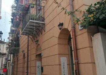 b044ef31-e11e-4117-bfc5-8e8950dfaeab.jpg - Trilocale Palermo - foto 17