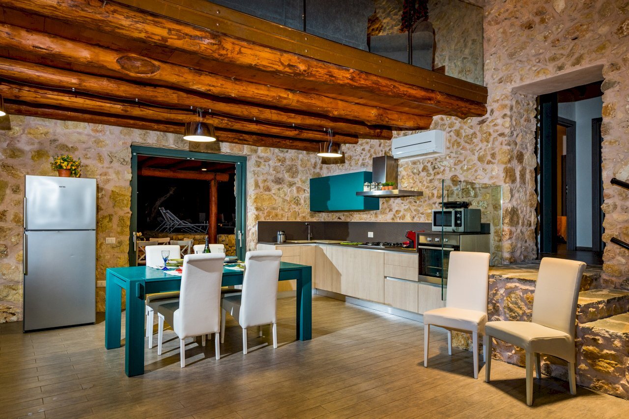 _D4N1032.JPG - Casale CONTRADA CARDONE SNC, Castellammare del Golfo - foto 3