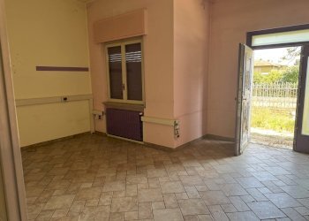 IMG_7862.jpg - Ufficio Via XX Settembre 33, Castiraga Vidardo - foto 2