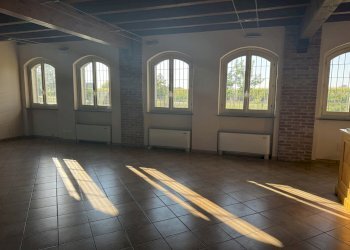 IMG_7576.jpg - Commercial Premises Via Ca' De Mazzoli 6060, Livraga - photo 2