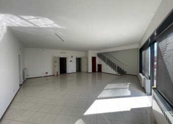 IMG_6549.jpeg - Shed VIA VARALLI 49, Codogno - photo 1