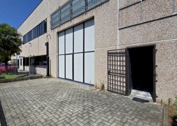 20250624_115256.jpg - Capannone Via Ernesto Rizzi 13S, Melegnano - foto 11