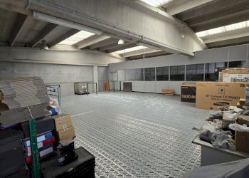 20260312_113104.jpg - Capannone Via Ernesto Rizzi 13S, Melegnano - foto 5