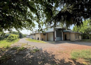 IMG_9664.jpeg - Capannone Via Sandro pertini  9, Miradolo Terme - foto 3