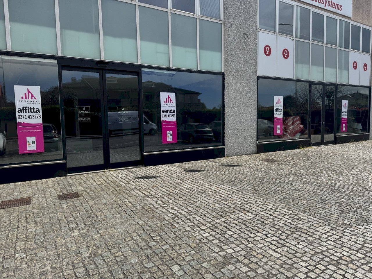 IMG_0124.jpeg - Locale Commerciale Via Codognino 12, Cornegliano Laudense - foto 1