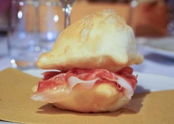 Bologna-Travel-Guide-1.jpg - Ristorante via Mulini  2/a, Castel San Giovanni - foto 1