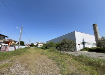 IMG_8906.jpeg - Capannone Via Tortona 21, Vigevano - foto 15