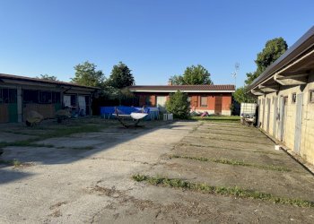 IMG_6377.jpg - Capannone Via Oriolo 3, Castelleone - foto 27