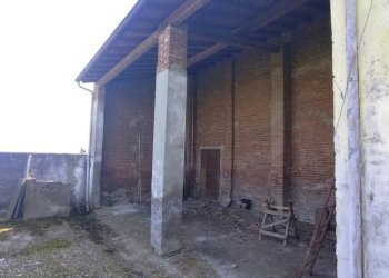 IMG_20250409_152314.jpg - Villa VIA GIOVANNI CADOLINI 48, Rivarolo del Re ed Uniti - foto 19