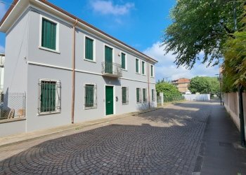 Immagine WhatsApp 2025-11-19 ore 16.14.56_019e1d0c - Villa Rovigo - foto 1