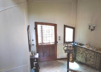 scala interna.jpg - Casa indipendente Adria - foto 11