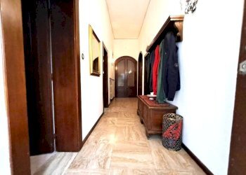 ingresso appartamento piano terra.jpg - Casa indipendente Adria - foto 13
