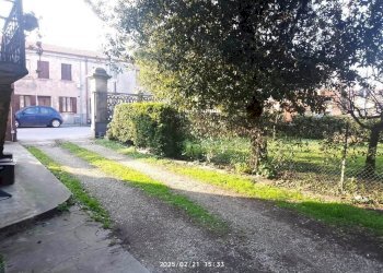ingresso per autovetture.jpg - Casa indipendente Adria - foto 27
