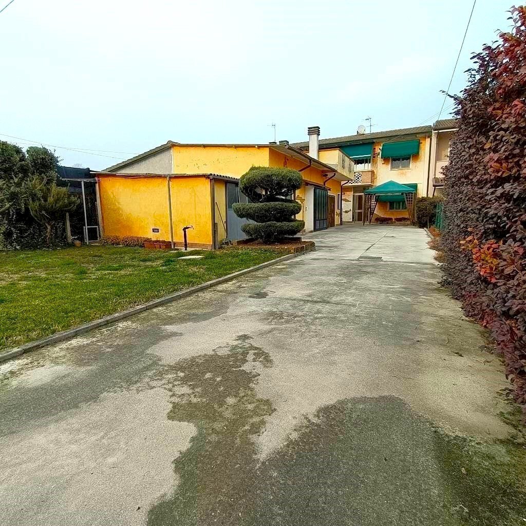 esterno - Portion of a house Ceregnano - photo 2