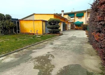 esterno - Portion of a house Ceregnano - photo 2