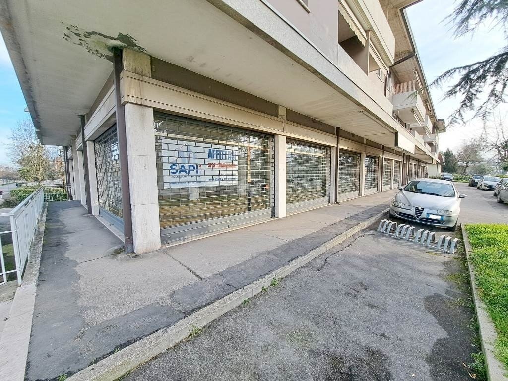 esterno laterale - Commercial Premises Rovigo - photo 1