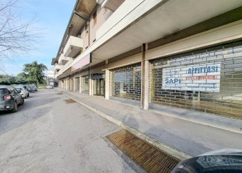 esterno - Locale Commerciale Rovigo - foto 3