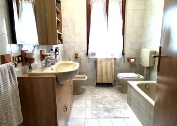 bagno p. primo - Casa indipendente Bosaro - foto 10