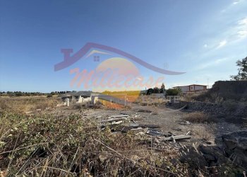 130a9782-f539-47b4-a346-a9811621356f.jpeg - Terreno agricolo TRAVERSA SAN FRANCESCO, Siracusa - foto 1