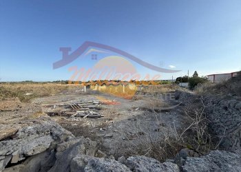 b1e63cb7-48c8-44bc-bfb2-8136ee76d339.jpg - Terreno agricolo TRAVERSA SAN FRANCESCO, Siracusa - foto 20