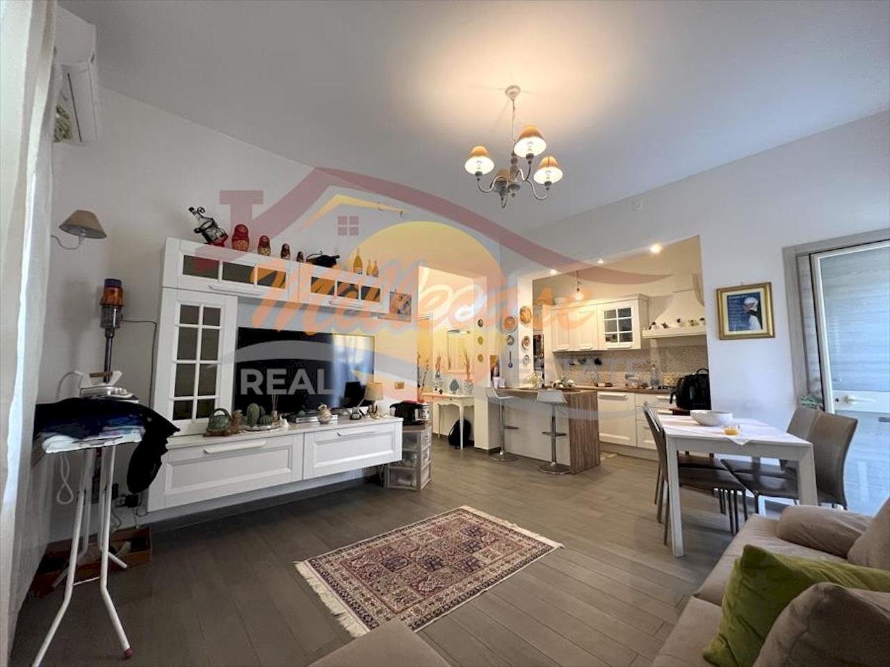 2ebb9487-fdcc-4c53-9e81-3433ae2402d3.jpg - Quadrilocale Via Aidone, Siracusa - foto 1