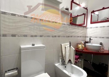 c9890bc8-4330-4d9a-98bc-fd2dc1e3cebc.jpeg - Quadrilocale Via Aidone, Siracusa - foto 12