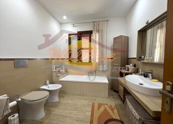 5dfb68f9-c1ac-4e0a-bc3b-ff97a1af23fa.jpeg - Trilocale Via Moncenisio, Siracusa - foto 3