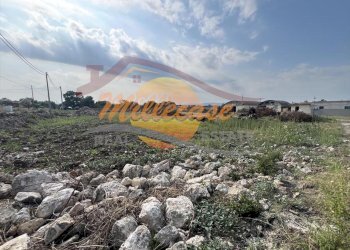 8d1a5e4d-7a66-40b3-8e0b-8e488d47f501.jpeg - Locale Commerciale COZZO PANTANO, Siracusa - foto 9