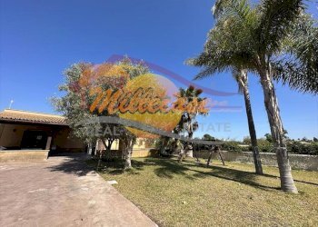 1c39274e-89a7-4e12-a31b-8b4dce64065a.jpeg - Villa VIA ISOLE DELLA SONDA, Siracusa - foto 4