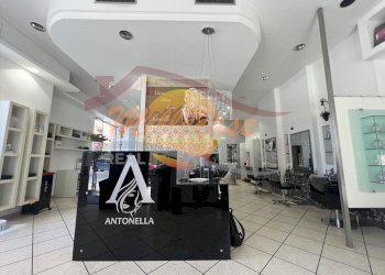 acd4a4a4-e3e5-4c5e-8626-c5d0883065b3.jpeg - Locale Commerciale VIALE TICA, Siracusa - foto 19